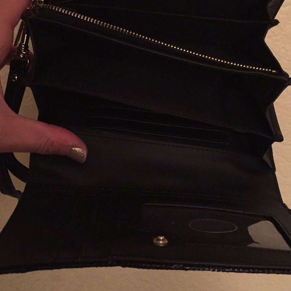 Wallet - Picture 3 of 5